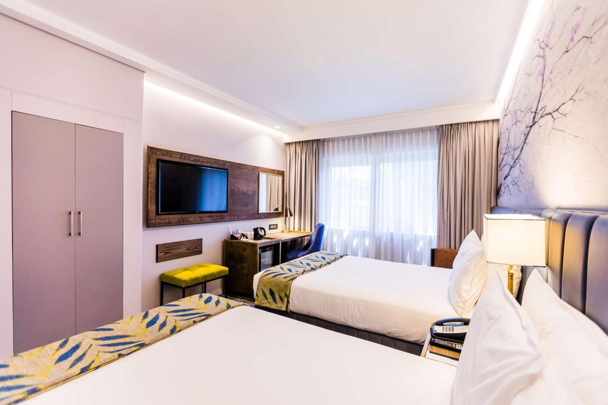 Garden Court Hatfield Hotel 3*
