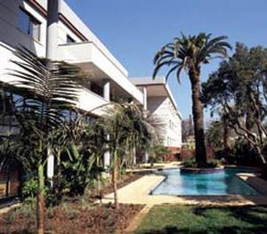 Garden Court Hatfield Hotel 3*